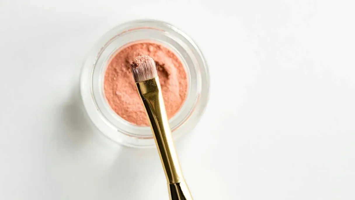 How to Apply Blush: Cream, Liquid & Powder (2026 Guide)