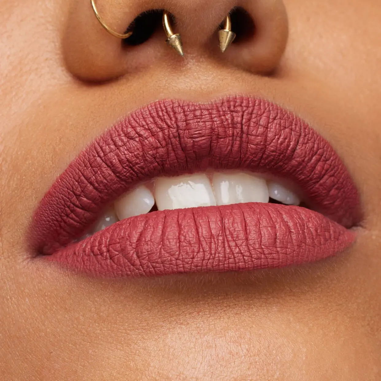 Huda Beauty Icon Liquid Lipstick