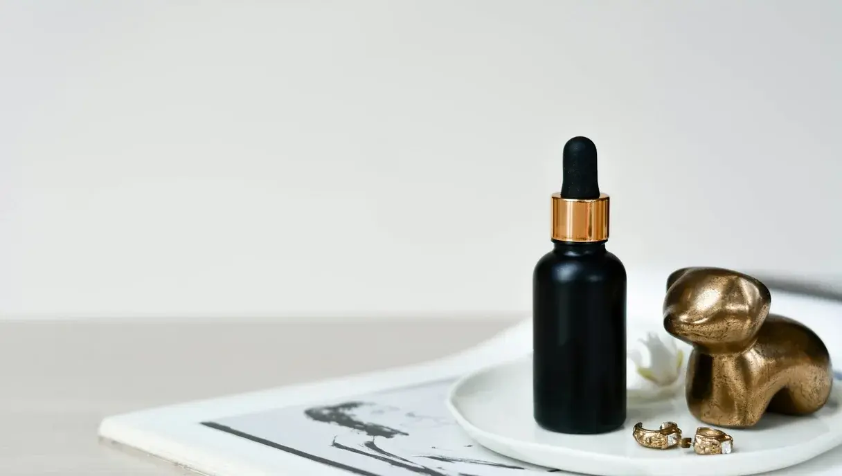 Best Azelaic Acid in Pakistan (2026): Picks, Prices and How to Use It