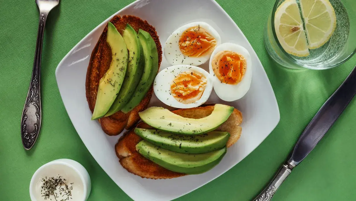How to Improve Egg Quality Naturally: Pakistan Guide
