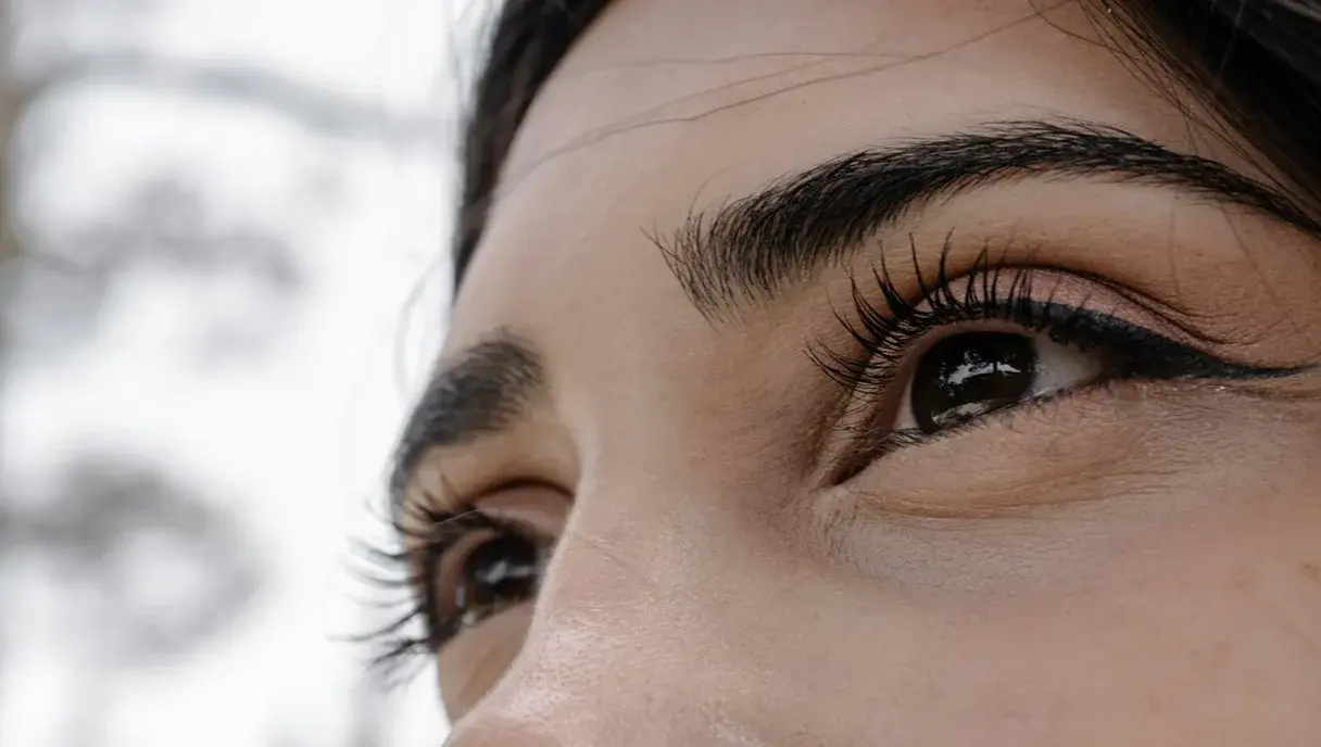 How to Apply Kajal & Make It Last All Day