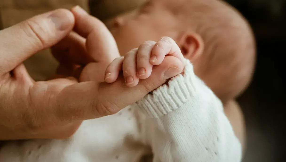 How to Increase Breast Milk Supply: A Guide for Mothers (Pakistan 2026)