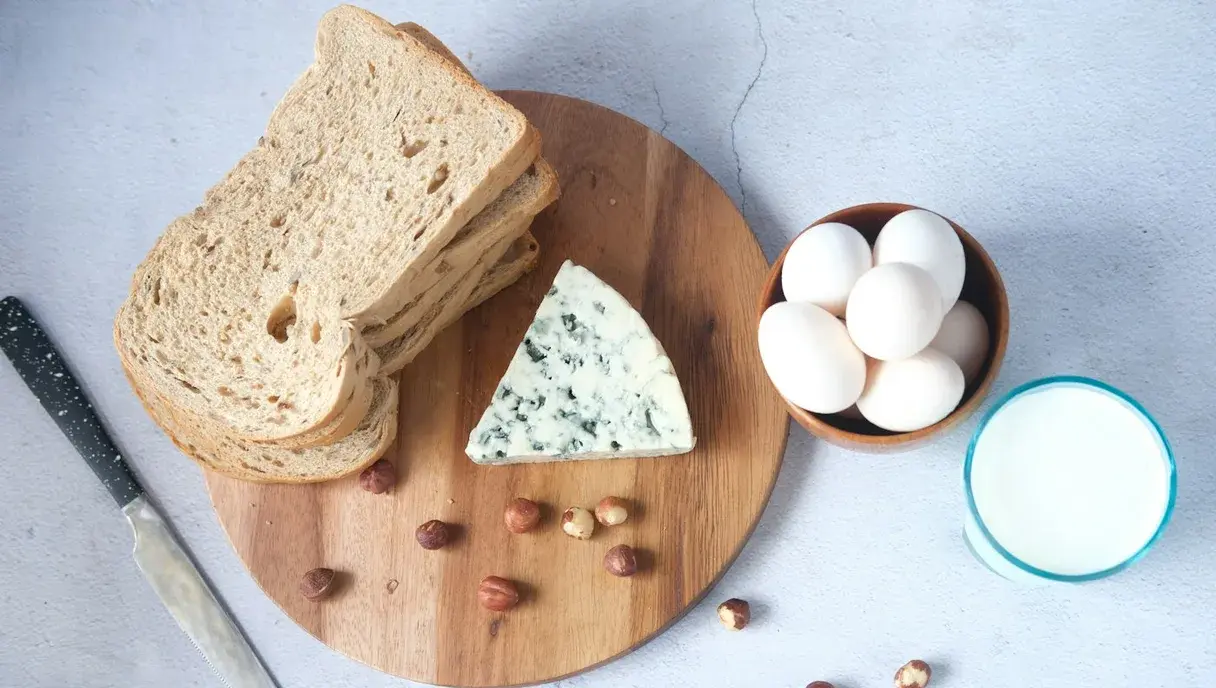 Vitamin B12 Deficiency in Pakistan: Symptoms, Causes & Best Supplements (2026)