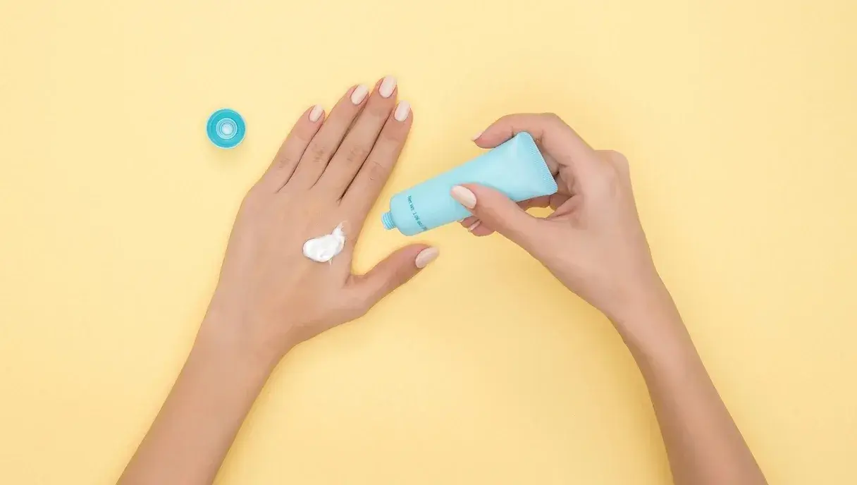 Body Lotion in Pakistan: How to Choose One That Actually Works on Dry Skin